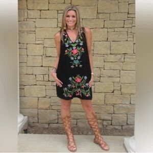 Umgee Floral Embroidered Cotton Blend Mini Dress Sz S V Neck A line Black Red